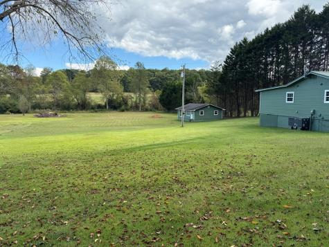 233 Messer Road Warne NC 28909