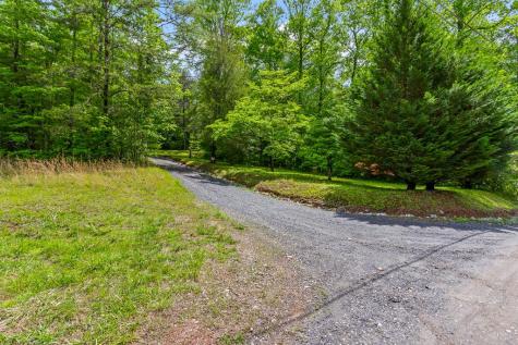 1374 Long Branch Road Marble NC 28905