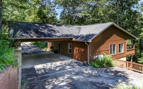76 Hollyanne Pond Hayesville NC 28904
