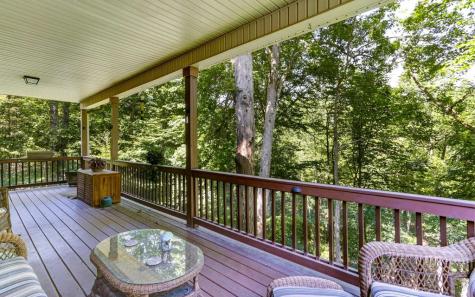 76 Hollyanne Pond Hayesville NC 28904