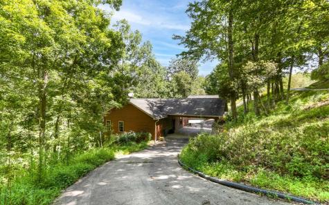 76 Hollyanne Pond Hayesville NC 28904