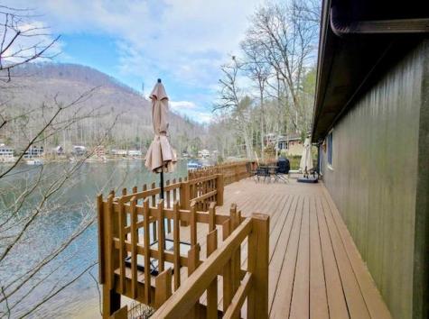 23 Moseley Way Robbinsville NC 28771