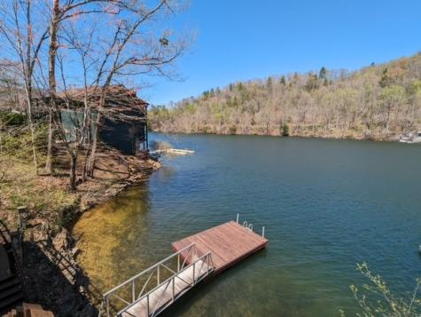 23 Moseley Way Robbinsville NC 28771