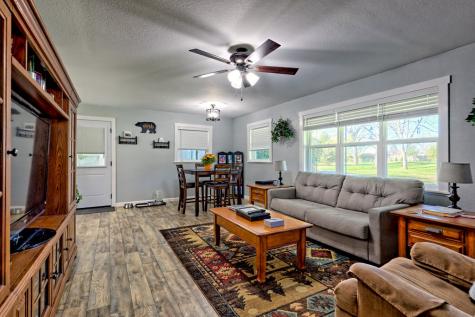 60 Tarrent Street Andrews NC 28901