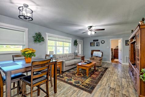 60 Tarrent Street Andrews NC 28901