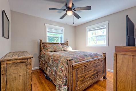 60 Tarrent Street Andrews NC 28901