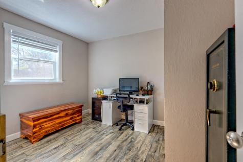 60 Tarrent Street Andrews NC 28901