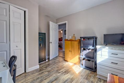 60 Tarrent Street Andrews NC 28901