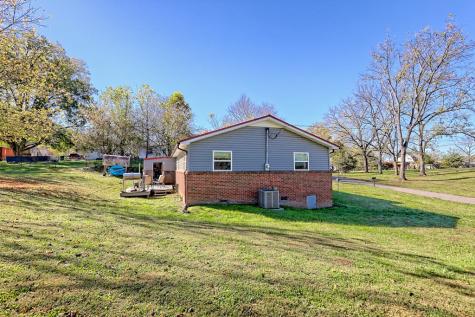 60 Tarrent Street Andrews NC 28901