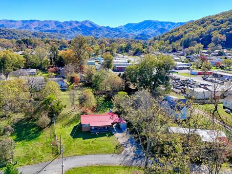 60 Tarrent Street Andrews NC 28901