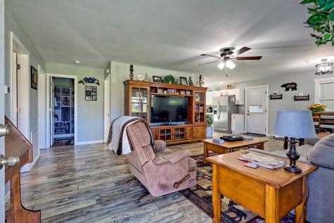 60 Tarrent Street Andrews NC 28901