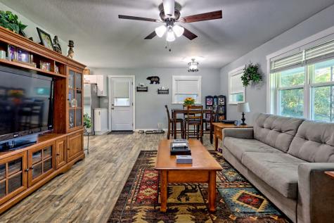 60 Tarrent Street Andrews NC 28901