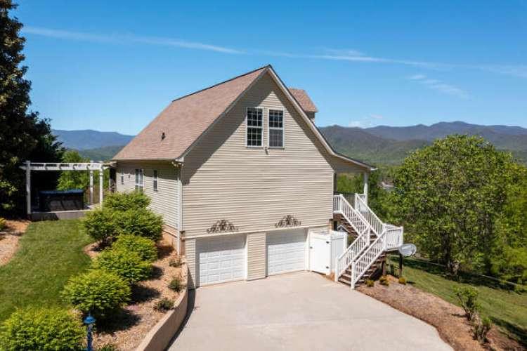 119 Eagles View Crescent Hayesville NC 28904