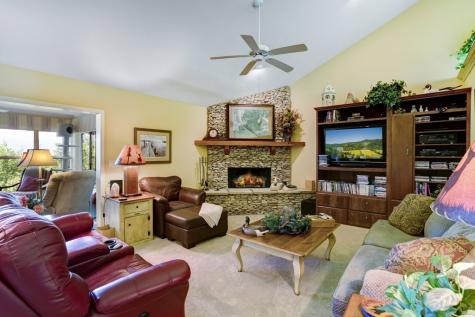 847 Scarletts Way Young Harris GA 30582