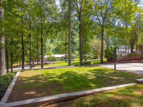 34 Shane Laughter Road Robbinsville NC 28771