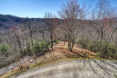 230 Smokin Ridge Hayesville NC 28904