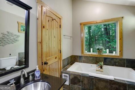 795 Kells Ridge Drive Ellijay GA 30540