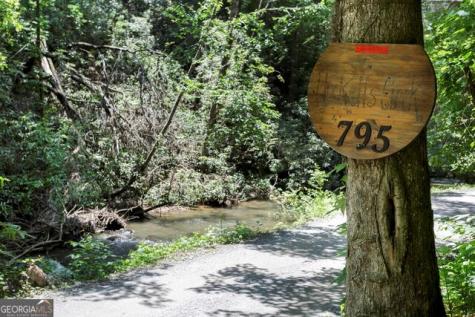 795 Kells Ridge Drive Ellijay GA 30540