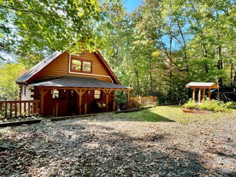 90 Pounding Mill Knob Hayesville NC 28904