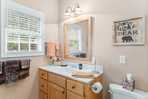 82 Hebron Way Young Harris GA 30582