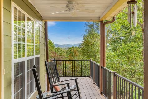 82 Hebron Way Young Harris GA 30582