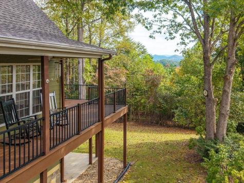 82 Hebron Way Young Harris GA 30582