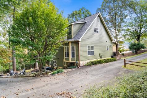 82 Hebron Way Young Harris GA 30582