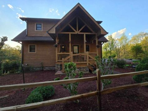 156 Trillium Heights Trace Brasstown NC 28902