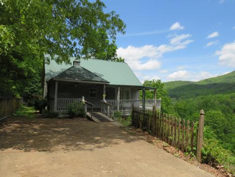 905 Johnson Road Hiawassee GA 30546