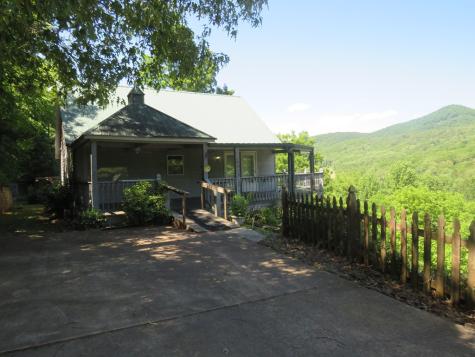 905 Johnson Road Hiawassee GA 30546