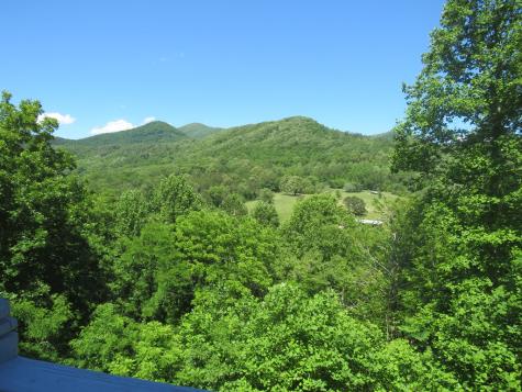 905 Johnson Road Hiawassee GA 30546