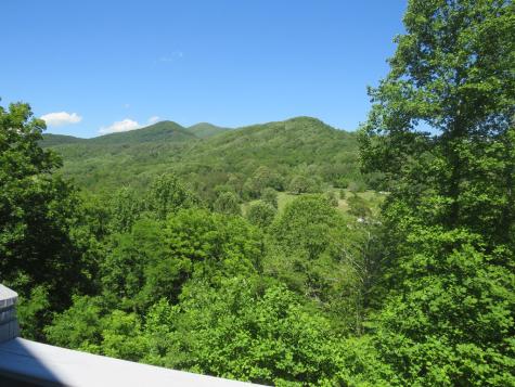 905 Johnson Road Hiawassee GA 30546