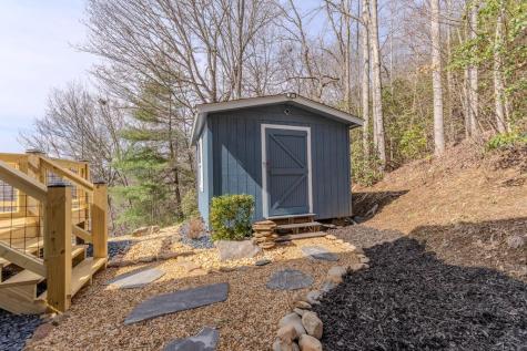 355 Up The Creek Trail Hayesville NC 28904