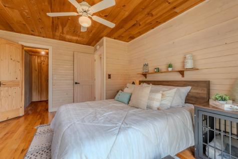 355 Up The Creek Trail Hayesville NC 28904