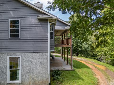 208 Oak Forest Circle Hayesville NC 28904