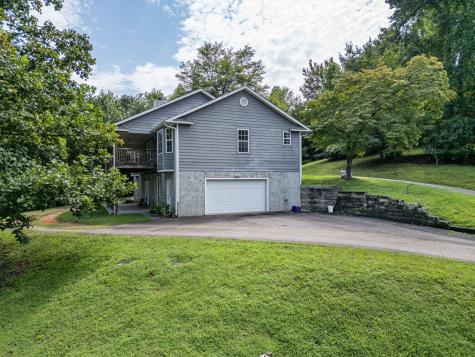 208 Oak Forest Circle Hayesville NC 28904