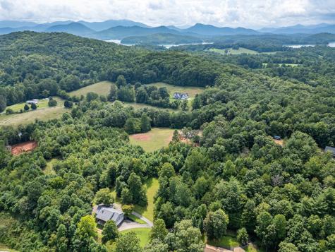 208 Oak Forest Circle Hayesville NC 28904