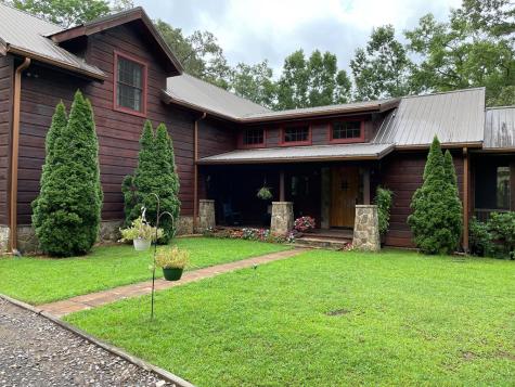 381 Ross Drive Mineral Bluff GA 30559