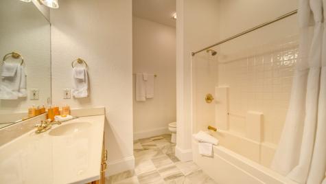 1688 Lakeview Drive Young Harris GA 30582