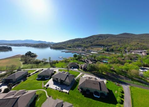 1688 Lakeview Drive Young Harris GA 30582