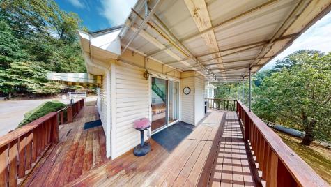 28 Joyce Road Murphy NC 28906