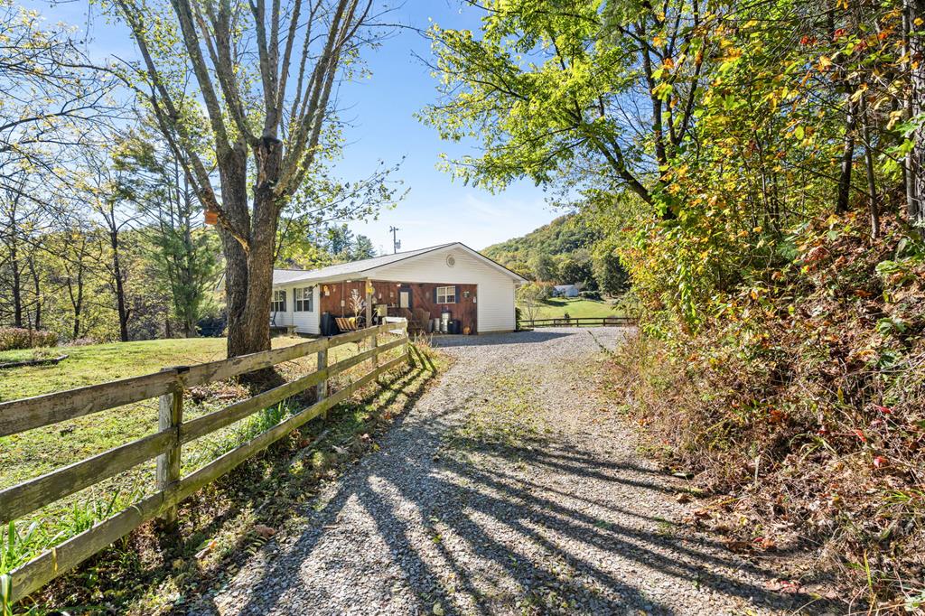 185 Clate Fain Road Murphy NC 28906