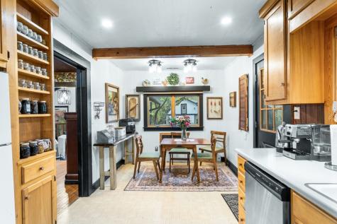 106 Settawig Road Brasstown NC 28902