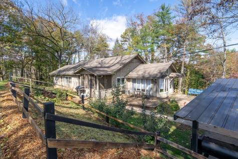 106 Settawig Road Brasstown NC 28902