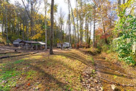 106 Settawig Road Brasstown NC 28902