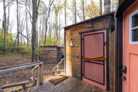 106 Settawig Road Brasstown NC 28902