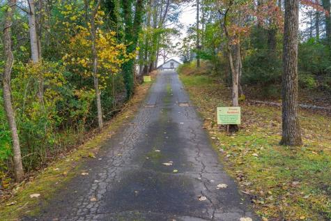 106 Settawig Road Brasstown NC 28902