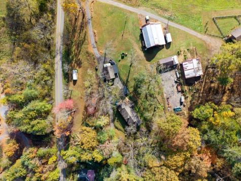 106 Settawig Road Brasstown NC 28902