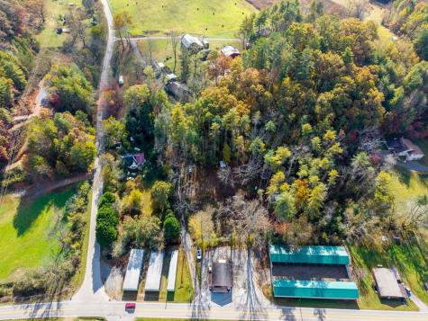106 Settawig Road Brasstown NC 28902