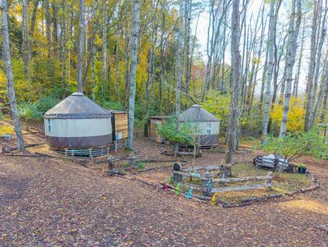 106 Settawig Road Brasstown NC 28902